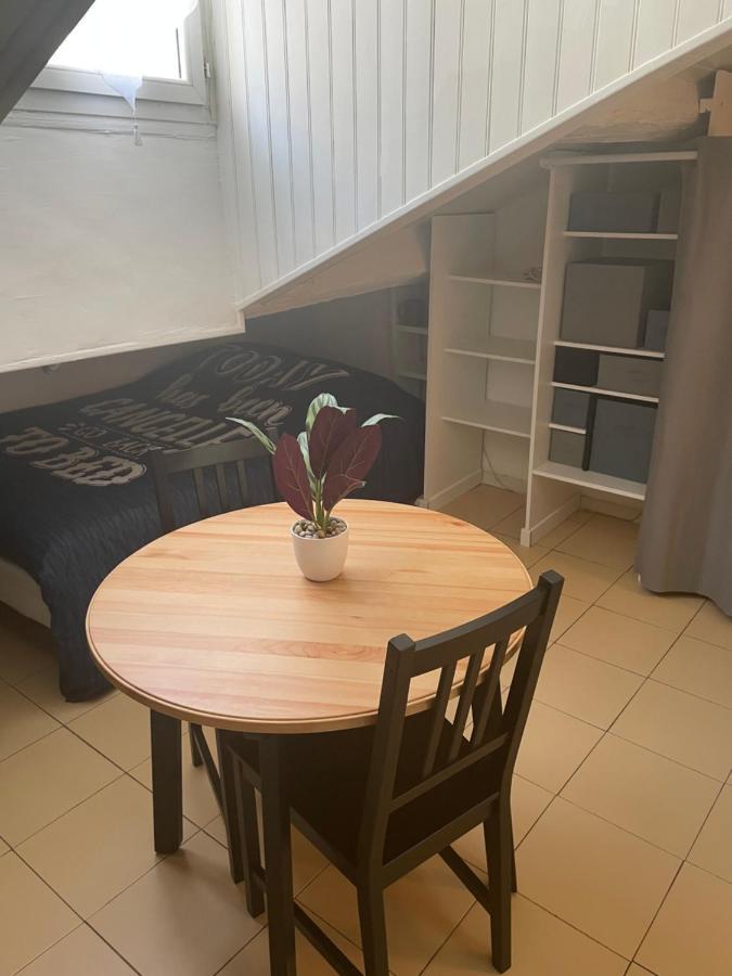 Apartment Studio Mansarde Gare De Et Place Liberte